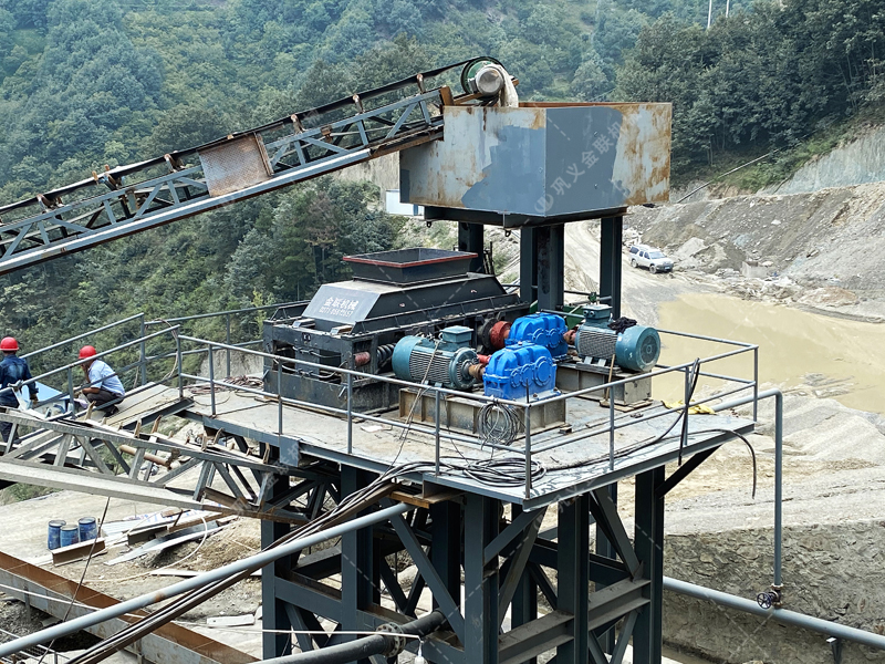 什么是對(duì)輥制砂機(jī)？工作原理、優(yōu)勢(shì)及應(yīng)用領(lǐng)域介紹