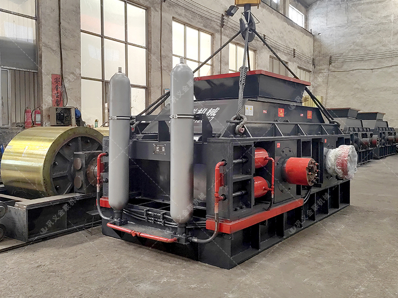 液壓對輥破碎機在石料場中的應(yīng)用和特點是什么？