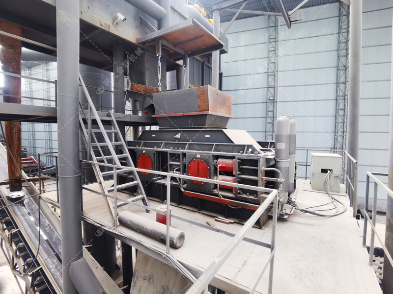 液壓對輥制砂機(jī)的安裝和調(diào)試復(fù)雜嗎？需要注意哪些細(xì)節(jié)？