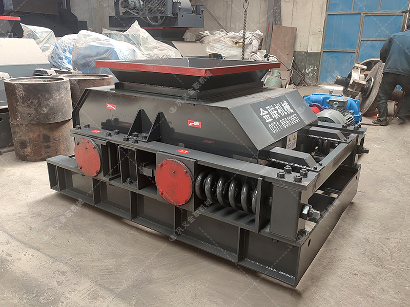 石灰石破碎生產線配雙齒輥合適嗎？關鍵看這2個指標！