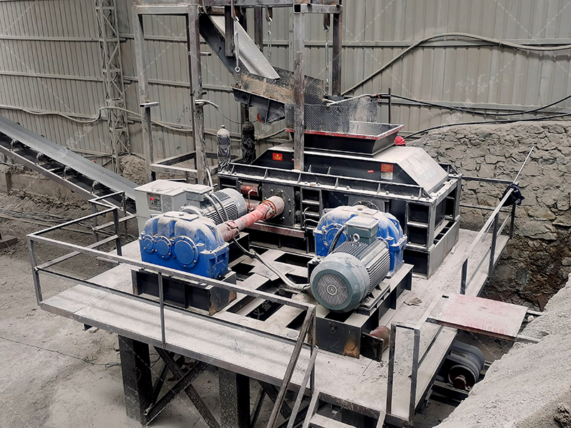 液壓對(duì)輥破碎機(jī)：破解 “堵塞、磨損、成品差” 三大難題