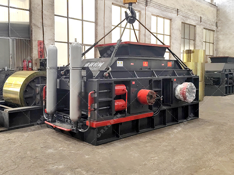 液壓對(duì)輥制砂機(jī)憑什么宣稱 “高產(chǎn)又穩(wěn)定”？其耐磨技術(shù)的雙重突破是關(guān)鍵