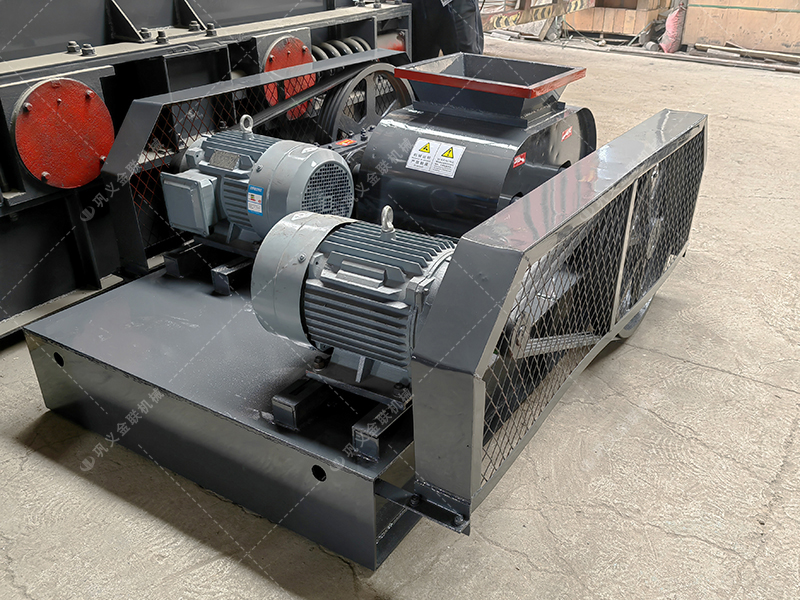 雙齒輥破碎機(jī)的獨(dú)特輥齒結(jié)構(gòu)，如何同時(shí)優(yōu)化破碎效果與能耗？